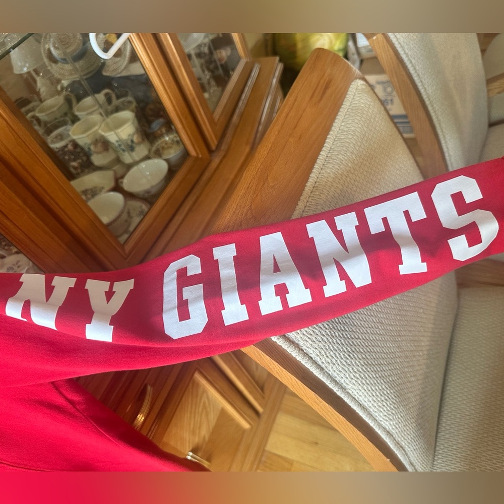 Women's NY Giants Red Half-Zip Sweater - Picture 2 of 4